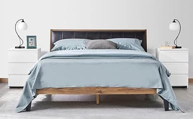 Yaheetech Nightstand with 3 Drawers, Wooden Bedside Table with Storage, Small Bedside Storage Cabinet Unit with Sturdy Base for Bedroom/Small Space, White - Image 2