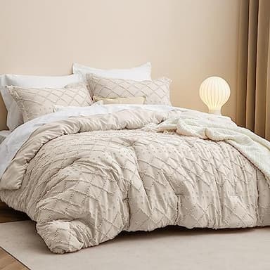 Bedsure Queen Comforter Set - Beige Comforter, Boho Tufted Shabby Chic Bedding for Kids, 3 Pieces Vintage Farmhouse Bed Set for All Seasons, Fluffy Soft Bedding with 2 Pillow Shams - Image 3