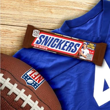 SNICKERS Full Size Milk Chocolate Candy Bars, 1.86 oz, 48 ct Box Chocolate Candy for Football Party, Office Snacks, and More - Image 7