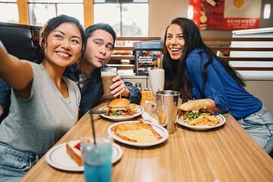 IHOP Gift Card $50 - Image 5