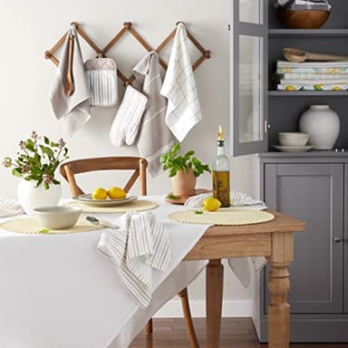 Martha Stewart Honeycomb Modern Farmhouse Polyester Cotton Rectangle Tablecloth, White, 60"x84" - Image 6