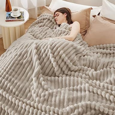 Bedsure GentleSoft King Size Blanket for Bed - Cozy Soft Blankets for Women, Cute Large Fleece Throws for Girls, Linen, 108x90 Inches - Image 3