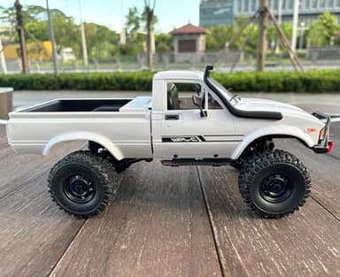 HLSFWDRIVE WPL C24-1 RC Rock Crawler RC Truck 4x4 1/16 Scale RC Crawler Off Road Remote Control Pickup 2.4G All Terrain RTR with Proportional Throttle Steering Led Light Adult - Image 7