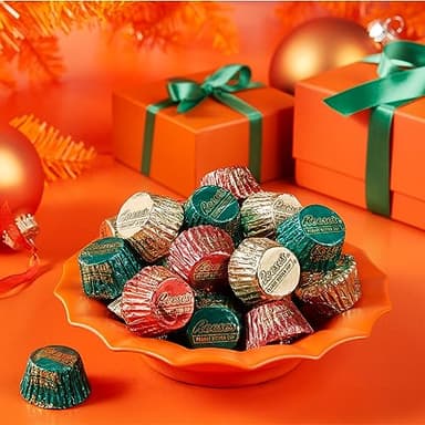 REESE'S Miniatures Milk Chocolate Peanut Butter Cups, Christmas Candy Bag, 35.65 oz - Image 6