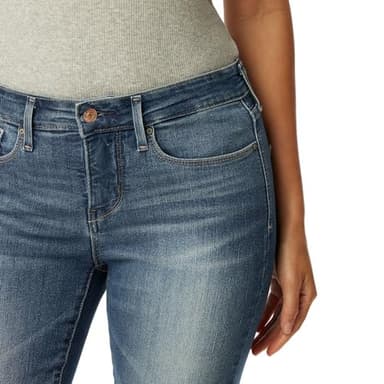 Levi Strauss Signature Gold Women's Totally Shaping Skinny Jeans Mid-Rise Stretch Denim (Available in Plus Size), Cape Town, 14 Long - Image 4