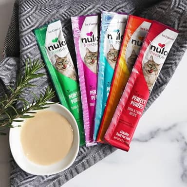 Nulo Freestyle Grain-Free Perfect Purees Premium Wet Cat Treats, Squeezable Meal Topper for Felines, High Moisture Content to Support Cat Hydration, 0.5 Ounce, Variety Pack - Image 9