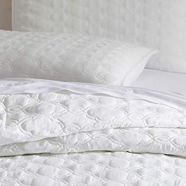 BOURINA Quilt Set Coverlet Set Quilting Bedspread 3-Piece Quilt Set Microfiber Lightweight, Queen 90" x 92" White - Image 4