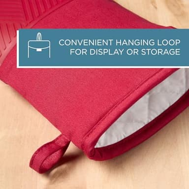TOWN & COUNTRY BASICS Basketweave Soft Silicone Oven Mitt 2-Pack Set, Heat Resistant up to 500F, Flexible Silicone, Non-Slip Grip, Red, 7.5"x13" - Image 4