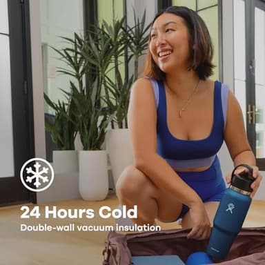 Hydro Flask Travel Water Bottle - Insulated Stainless Steel - Wide Straw Lid, Non Spill, Leakproof in 32 Oz Reef Pink - Image 5