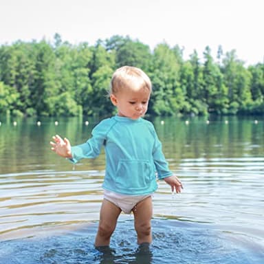 i play. by green sprouts Reusable, Eco Snap Swim Diaper with Gussets, UPF 50, White, Patented Design, STANDARD 100 by OEKO-TEX Certified 6 mo - Image 5