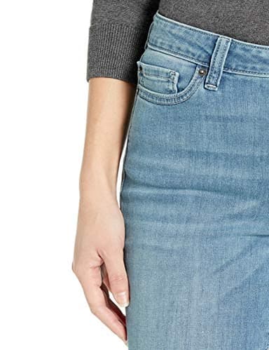 Amazon Essentials Skinny Jeans for Women (Stretchy), Light Blue Bleach, Size 4 - Image 4