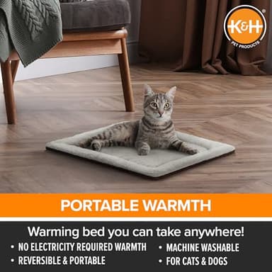 K&H PET PRODUCTS Self-Warming Cat Bed Pad, Self Heating Pad for Outdoor Cat Houses, Warming Mat for Indoor Pet Beds & Furniture, Reversible Blanket, Washable - Small 21 X 17in Oatmeal/Chocolate - Image 3