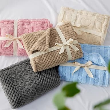 Bedsure Dog Blankets for Large Dogs Washable - Fluffy Fuzzy Cat Puppy Blanket with Premium 300GSM Coral Fleece Soft for Pet Kitten Doggy, White, 40x50IN - Image 5