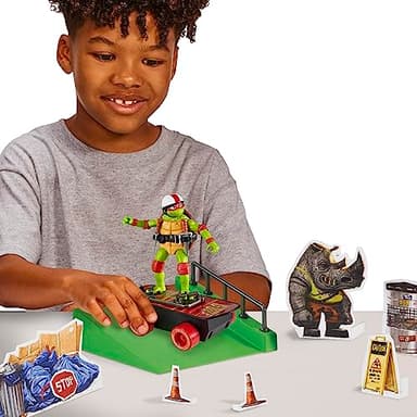 Teenage Mutant Ninja Turtles: Mutant Mayhem Raphael on a Skateboard with Accessories by Playmates Toys - Amazon Exclusive - Image 7