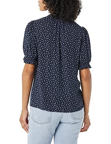 Amazon Essentials Women's Fluid Twill Short Puff Sleeve Smock Detail Shirt, Navy White Ditsy Print, XX-Large - Image 2