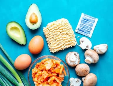 Maruchan Ramen Noodle Soup, 24 Count 10 Flavor Variety Pack - Image 2