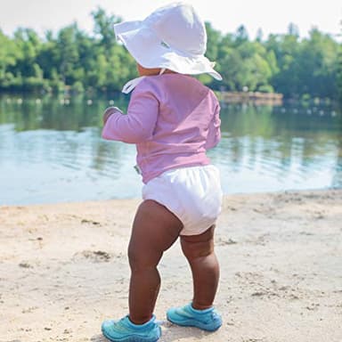 i play. by green sprouts Reusable, Eco Snap Swim Diaper with Gussets, UPF 50, White, Patented Design, STANDARD 100 by OEKO-TEX Certified 6 mo - Image 4