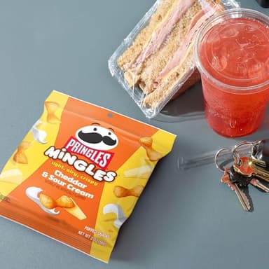 Pringles Mingles Puffed Snacks, Cheddar and Sour Cream, Cheese Puffs, Salty Snacks (6 Bags) - Image 5