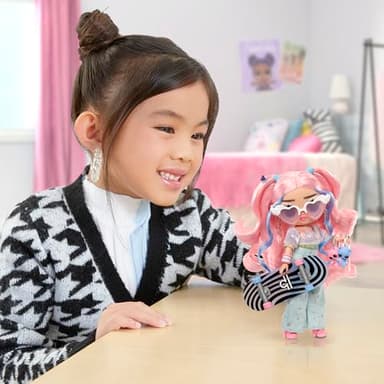 LOL Surprise Tweens Fashion Doll Flora Moon with 10+ Surprises and Fabulous Accessories – Great Gift for Kids Ages 4+ - Image 5