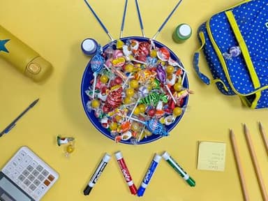 Pinata Candy - 5 Pounds 2.26 KG - Parade Candy Assortment - Individually Wrapped Mix for Party Favors - Bulk Variety Bag for Pinata Stuffers - Kids Birthday, Carnival Candies - Image 5