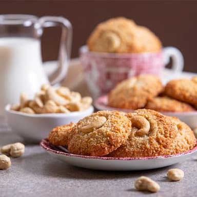 Yupik Raw Whole Cashews, 9 Oz, Gluten-Free, Kosher, Raw Nuts, Unsalted, Unroasted, Oil-Free, Nutritious & Healthy Snacks - Image 5