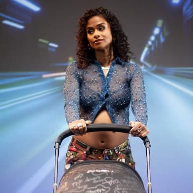 Doona Car Seat & Stroller, Vashtie - Limited Edition - All-in-One Travel System - Image 4