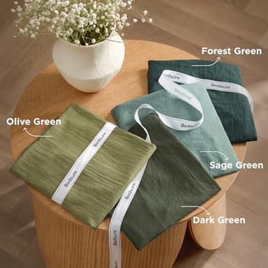 Bedsure Queen Size Comforter Set, Olive Green Soft Prewashed Bedding for All Seasons, 3 Pieces GentleSoft™ Warm Down Alternative Bed Set, 1 Lightweight Comforter (90"x90") and 2 Pillowcases (20"x26") - Image 8