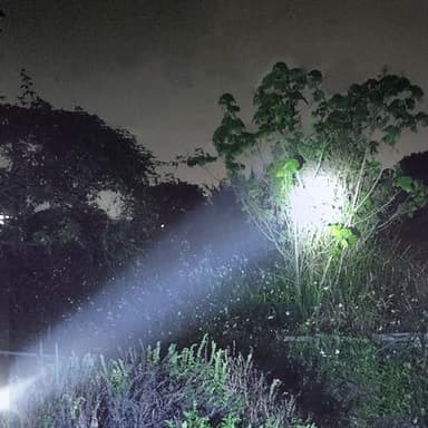 E-SHIDAI 6PCS Solar/Rechargeable Multi Function 1000 Lumens LED Flashlight, with Emergency Strobe Light and 1200 Mah Battery, Emergency Power Supply and USB Charging Cable, Fast Charging - Image 6