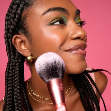 Real Techniques Extra Big Powder Brush, Large Makeup Brush For Powder, Fluffy Head For All-Over Setting, XL Oversized Brush For Quick Application, Cruelty-Free, Synthetic Bristles, 1 Count - Image 6