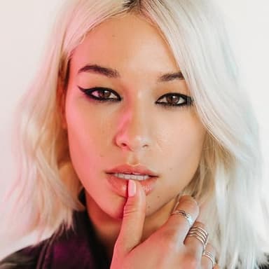 ARCTIC FOX Bleach Please Hair Lightening Kit Cream Bleach, 35 Volume Developer And Latex Free Gloves Infused With Acai, Cocoa, Sunflower Oil & Papaya! Vegan And Cruelty Free - Image 6