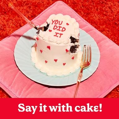 Betty Crocker Favorites Super Moist Chocolate Fudge Cake Mix, 13.25 oz (Pack of 12) - Image 3