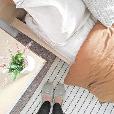 Dearfoams Women's Rebecca Lightweight Cozy Memory Foam Closed Back Slipper with Wide Widths, Pewter Velour, 9-10 - Image 2