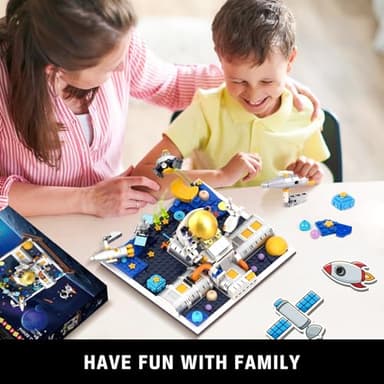 HOGOKIDS Space Building Toys for Kids - 540 PCS Astronaut Building Block Set with Stand, 3D Space Painting Frame for Children's Room Décor, Gift for Boys Girls Age 6 7 8 9 10 Years Old - Image 5