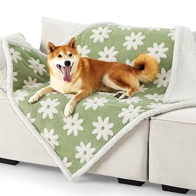 LE SURE Waterproof Dog Blanket for Large Dogs - Washable Double Sided Dog Blankets with Warm Jacquard Shag and Soft Sherpa Fleece, Pet Cat Blanket for Couch Protection, 3D Textured Cloud, Green - Image 8