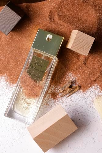 Alyssa Ashley Oud Patchouli - Perfume for Women with Rose, Saffron and Vetiver - Women's Perfume - Elegant Perfumes for Women - 3.4 oz EDP Spray - Image 3