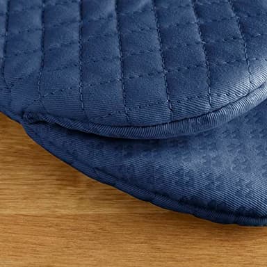 KitchenAid Asteroid Mini Oven Mitt Set, 5.5"x8", Blue Willow, 2 Piece - Image 3