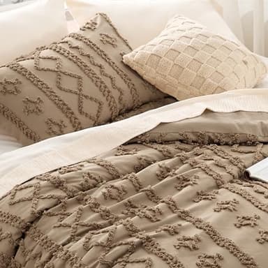 Bedsure Tufted Boho Comforter Set King Size - Light Brown Boho Bed Set, GentleSoft™ 3 Pieces Farmhouse Shabby Chic Embroidery Bedding, Gifts for Woman, Jacquard King Comforter for All Seasons - Image 3