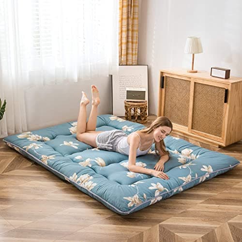 MAXYOYO Floral Printed Rustic Japanese Floor Mattress - Foldable Futon, Roll Up Camping Bed for Adults, Floor Lounger, Couches and Sofas, King Size - Image 1