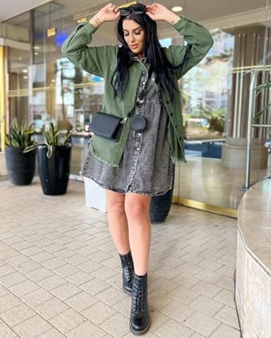 Vetinee Women's Oversized Denim Jean Jacket in Elm Green, Frayed Raw Hem, Front Button, Long Sleeve, Pockets - Size 8/10 - Image 3