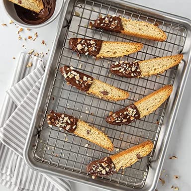 Nordic Ware Naturals® Quarter Sheet with Oven-Safe Nonstick Grid - Image 2