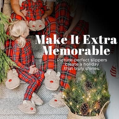 Dearfoams Women's Shay Giftable Holiday Themed Novelty Scuff Slipper, Reindeer, Medium - Image 2