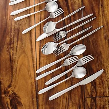 Cambridge 286720CSLG12 Delia Satin Mirror 20-Piece Flatware Set - Image 3