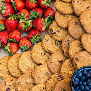 Tate's Bake Shop Cookies Gift Box, Chocolate Chip, Oatmeal Raisin, Salted Caramel and Lemon Cookies, 14 oz - Image 5