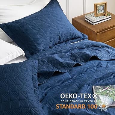 Bedsure King Size Quilt Bedding Set - Soft Ultrasonic King Bedspread - Navy Coverlet Quilted Bedding - Lightweight Comforter Set for All Seasons (Includes 2 Pillow Shams) - Image 5