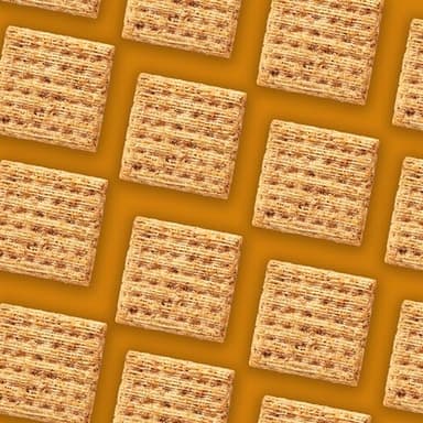 Triscuit Smoked Gouda Whole Grain Wheat Crackers, Lunch Snacks, Bulk Snack Crackers, 6 - 8.5 oz Boxes - Image 5