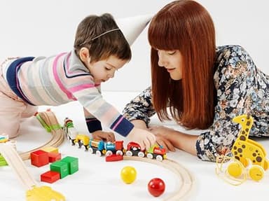 BRIO My First Railway Beginner Pack - 18-Piece FSC-Certified Wood Train Set - Compatible with All BRIO Sets - Includes Rainbow Bridge & Rattle Wagon - Safe Play - Toddlers Ages 18 Months & Older - Image 2