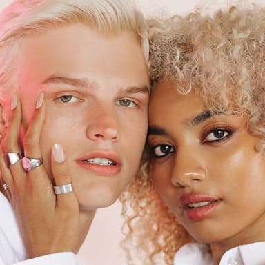 ARCTIC FOX Bleach Please Hair Lightening Kit Cream Bleach, 35 Volume Developer And Latex Free Gloves Infused With Acai, Cocoa, Sunflower Oil & Papaya! Vegan And Cruelty Free - Image 9