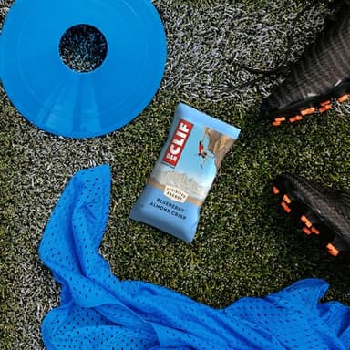 CLIF BAR - Blueberry Almond Crisp - Made with Organic Oats - Energy Bars - Non-GMO - Plant Based Protein Bars (10 Pack) - Image 9