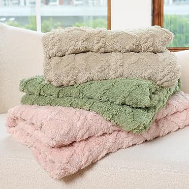 Aganear Baby Blanket - Fuzzy Super Soft Cozy Warm Fleece Blanket for Boys & Girls, Lightweight Breathable Plush Blanket for Baby Showers & Sleeping (Pink, 30" 40") - Image 2