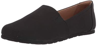 Amazon Essentials Women's Casual Slip-On Canvas Flat, Black, 9 - Image 1